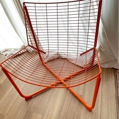 IKEA オレンジ　チェアの画像