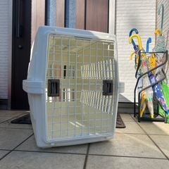 ペット　犬　キャリーの画像