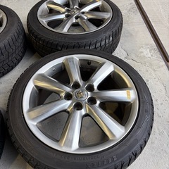 18クラウン　純正18インチアルミ　バリ溝　スタッドレスタイヤ4本セットの画像