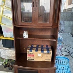 テレビボードの画像