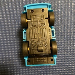 高所作業車　ミニカーの画像