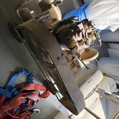 ヴィンテージ　エアコンプレッサーの画像