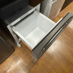 【安心の1年保証】 Hisense の2ドア冷蔵庫の画像