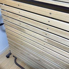 折りたたみベッドの画像