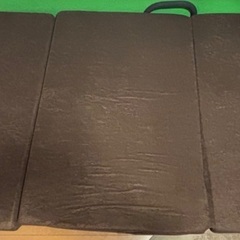 折りたたみシングルベッド&マットレス　限界までお値段下げています！の画像