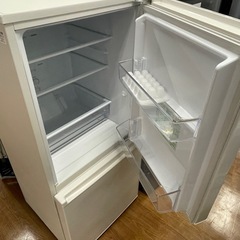 【安心の6ヶ月保証】 AQUA の2ドア冷蔵庫の画像