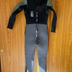 ウエットスーツ5mmの画像