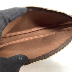 LOUIS VUITTONよりポーチ　モノグラム　M51980 の画像