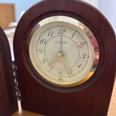 シチズン置き時計　温度計の画像