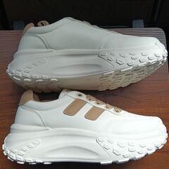 新品 23.5cm レディース スニーカー ホワイト シューズ 靴 厚底 識別番号:(940-Z)の画像