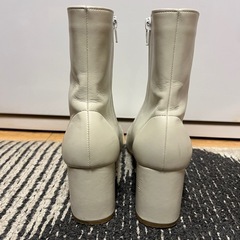 ラウナレア　Launa Lea アーチサポートショートブーツの画像