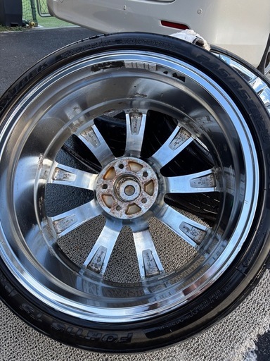 ホイール　アルミ