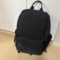 マザーズリュック はあちゅうコラボ　 ブラック ウェットティッシュポケット付きの画像