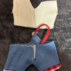 ⑩ ラブブ　お洋服の画像