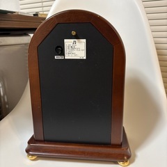 SEIKO エンブレム　おき置き時計の画像