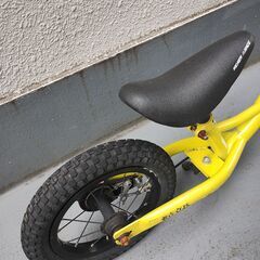 [取引場所相談可] キッカーアバンス　KICKER AVANCE　ランニングバイクの画像