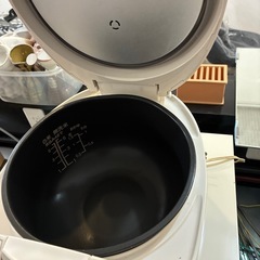 炊飯器
の画像
