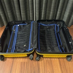 スーツケースの画像