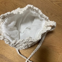 網ショルダーバッグの画像