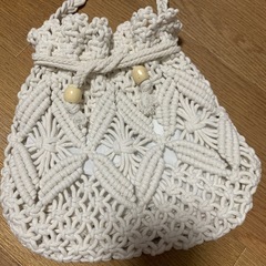 網ショルダーバッグの画像