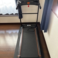 【 美品】BTM 折りたたみ式トレッドミルの画像