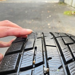 15インチ スタッドレスタイヤ（ホイール付き）の画像