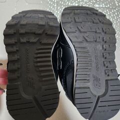 【お取置き☆】ニューバランス 12cm スニーカーの画像