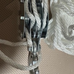 ホイストロープ　吊り下げ滑車の画像