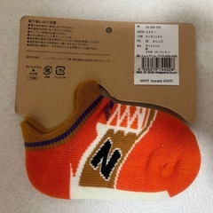 【取引中】New Balance 13ｰ19cm オレンジ ソックス の画像