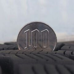 アルミ付きスタッドレスタイヤ　195/65R15の画像