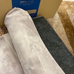 パナソニックホットカーペット新品未使用ですが少々汚れがあり拭き取りました。、の画像