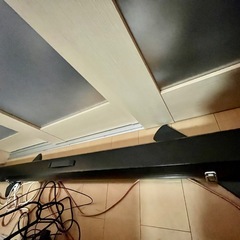 プロジェクター　モバイルスクリーン　100インチの画像