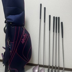 レディース用ゴルフクラブセットの画像