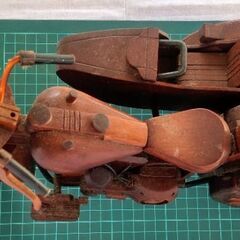🍓 木製オートバイ サイドカー モデルの画像