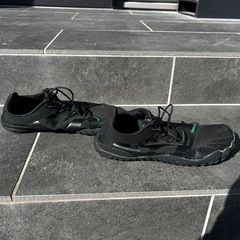 SAGUARO（サグアロ）ベアフットシューズ（裸足感覚シューズ） 25.5cmの画像