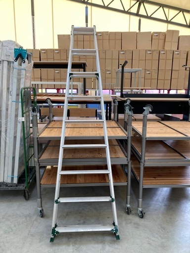 【来店歓迎】【KJ204】アルインコ 伸縮脚付専用脚立 PRT-270FX 1.8m〜2.3m 内装業 建築業 高所作業 ハシゴ　　検)一人暮らし 家具 収納 ダイニング リビング キッチン 冷蔵庫 洗濯機 テーブル ラック レンジ キャビネット ソファ