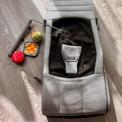 リッチェル バウンシングシート おもちゃ付きR バウンサーの画像