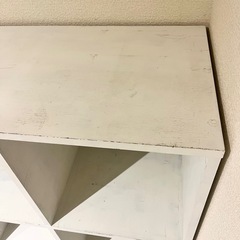 【11/8・11/9譲渡希望】白塗装　本棚の画像