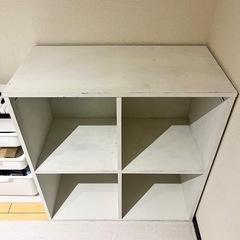 【11/8・11/9譲渡希望】白塗装　本棚の画像