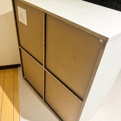 【11/8・11/9譲渡希望】白塗装　本棚の画像