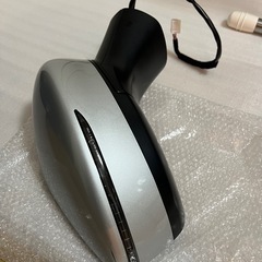 日産ノートE12 右側ドアミラーの画像