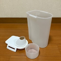 お米保管容器の画像