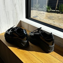 ブラック　厚底レースアップスニーカー　23.0〜23.5cmの画像