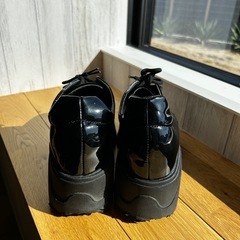 ブラック　厚底レースアップスニーカー　23.0〜23.5cmの画像