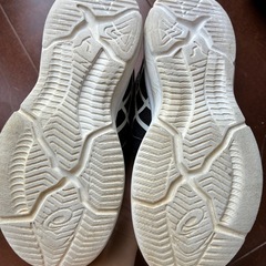 子供靴　asics 17㎝の画像