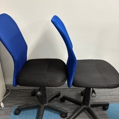 オフィスチェア青色4脚セットの画像