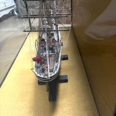 船の模型　大型船　手作り模型　特注ガラスケース付きの画像