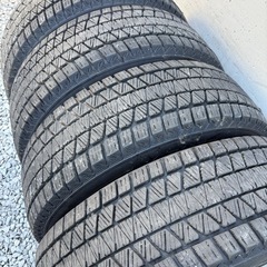 デリカ等❗️215/70/16冬DM-V3アルミセットの画像