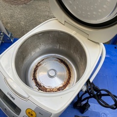 【中古・動作良好】タイガー 一升炊き マイコン炊飯ジャー JBH-G181（1.8L）動作良好の画像