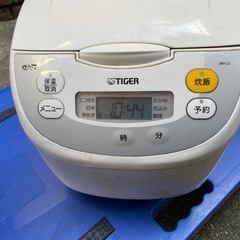 【中古・動作良好】タイガー 一升炊き マイコン炊飯ジャー JBH-G181（1.8L）動作良好の画像